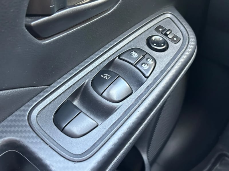 Nissan Versa 2025 - Imagen 19 de 20