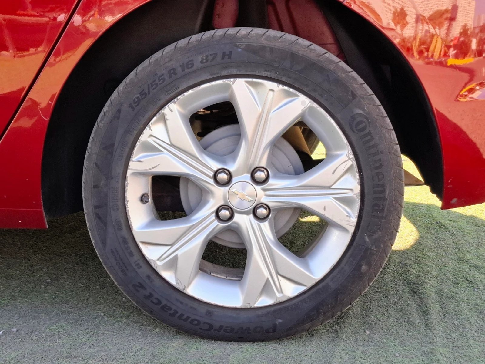Chevrolet ONIX 1.0T LTZ P2 4X2 HB MT 5P 2024 - Imagen 8 de 20