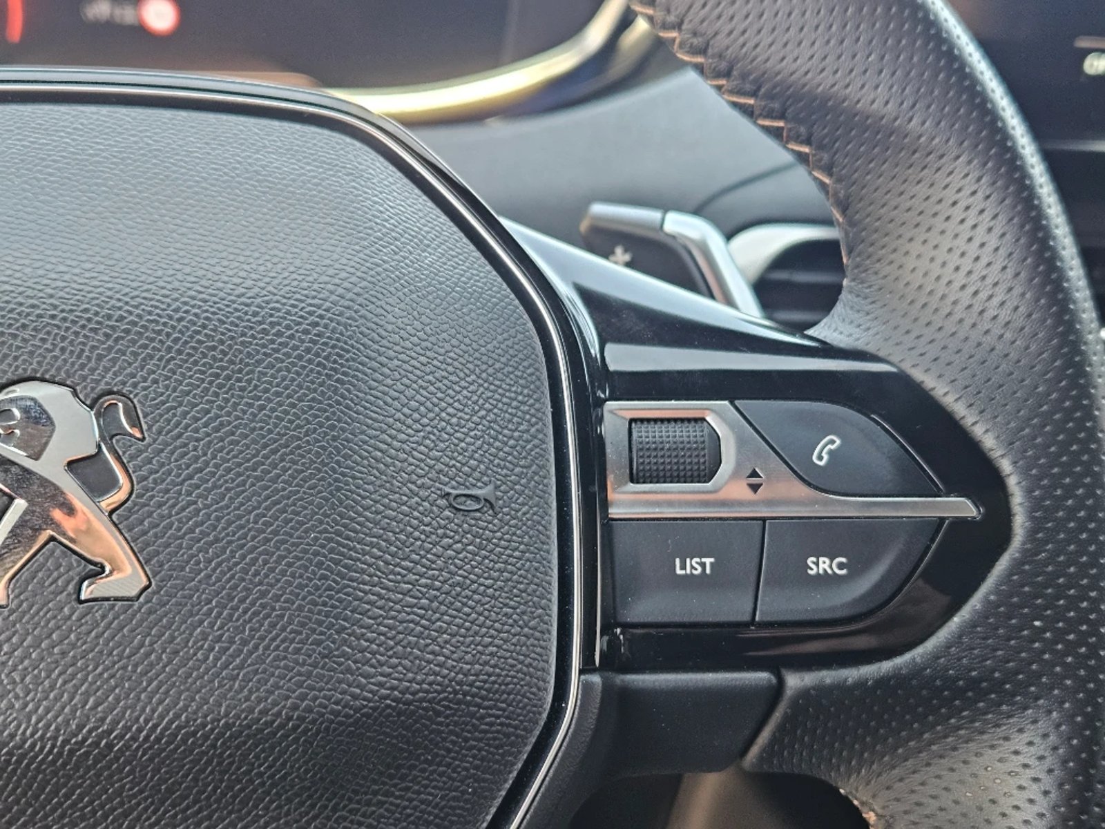 Peugeot 3008 2022 - Imagen 18 de 20