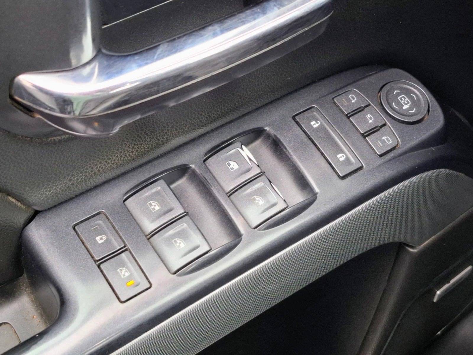 CHEVROLET SILVERADO 5.3 LT 4WD EXT Z71 DOB. CAB. AT 4P 2019 - Imagen 12 de 20