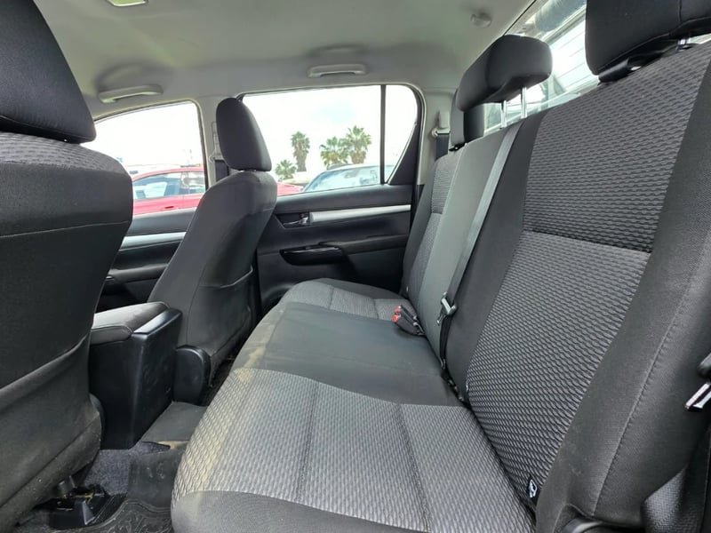 Toyota Hilux 2020 - Imagen 17 de 19