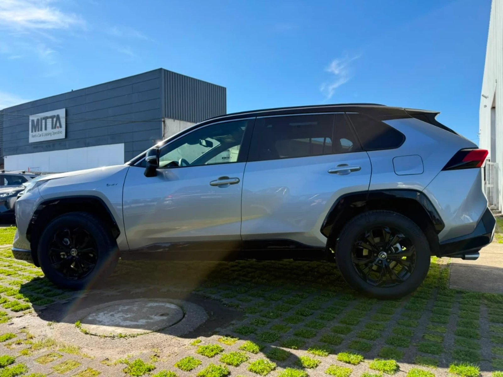 Toyota Rav4 2025 - Imagen 9 de 20