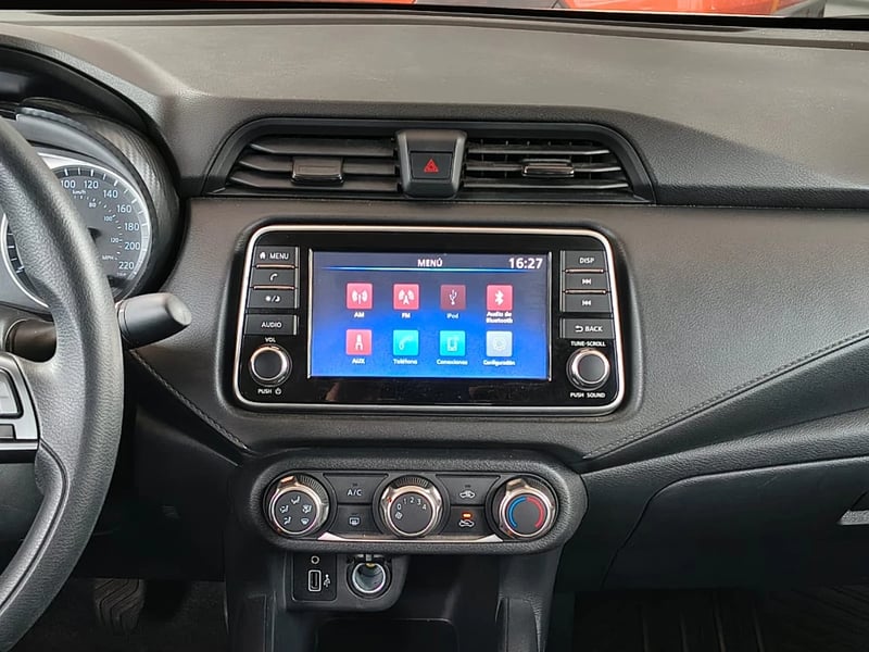 Nissan Versa 2025 - Imagen 13 de 20