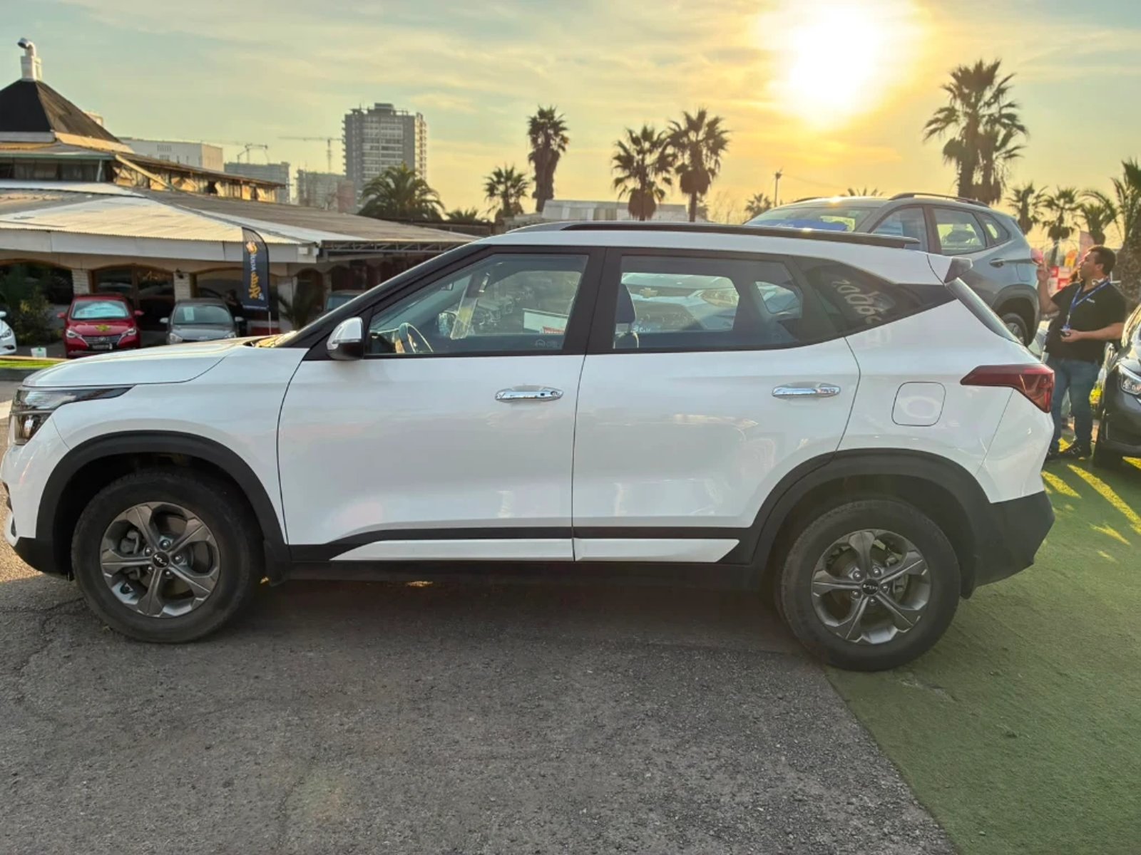 Kia Seltos 2023 - Imagen 6 de 20