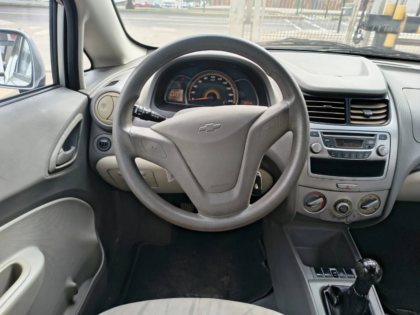 Chevrolet Sail 2012 - Imagen 12 de 20