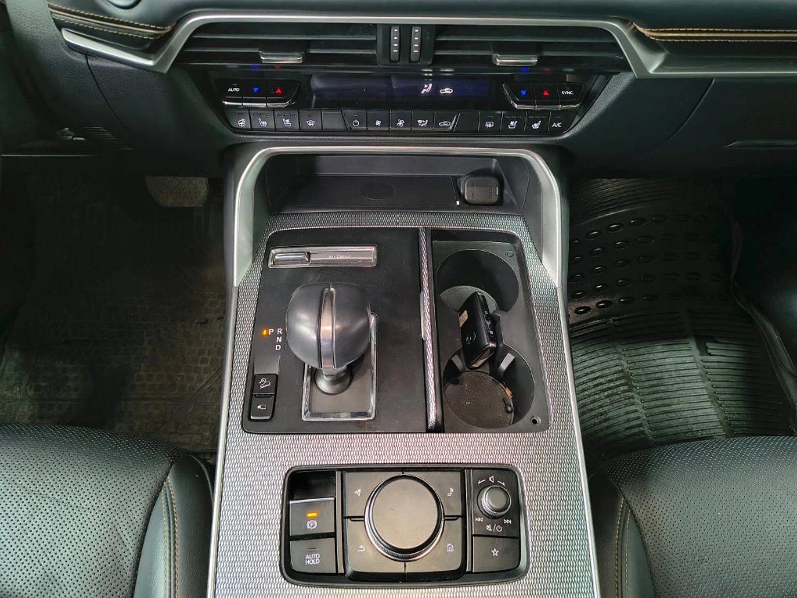 Mazda CX-60 3.3 MHEV PREMIUM SPORT DIESEL AWD AT 5P 2023 - Imagen 12 de 20