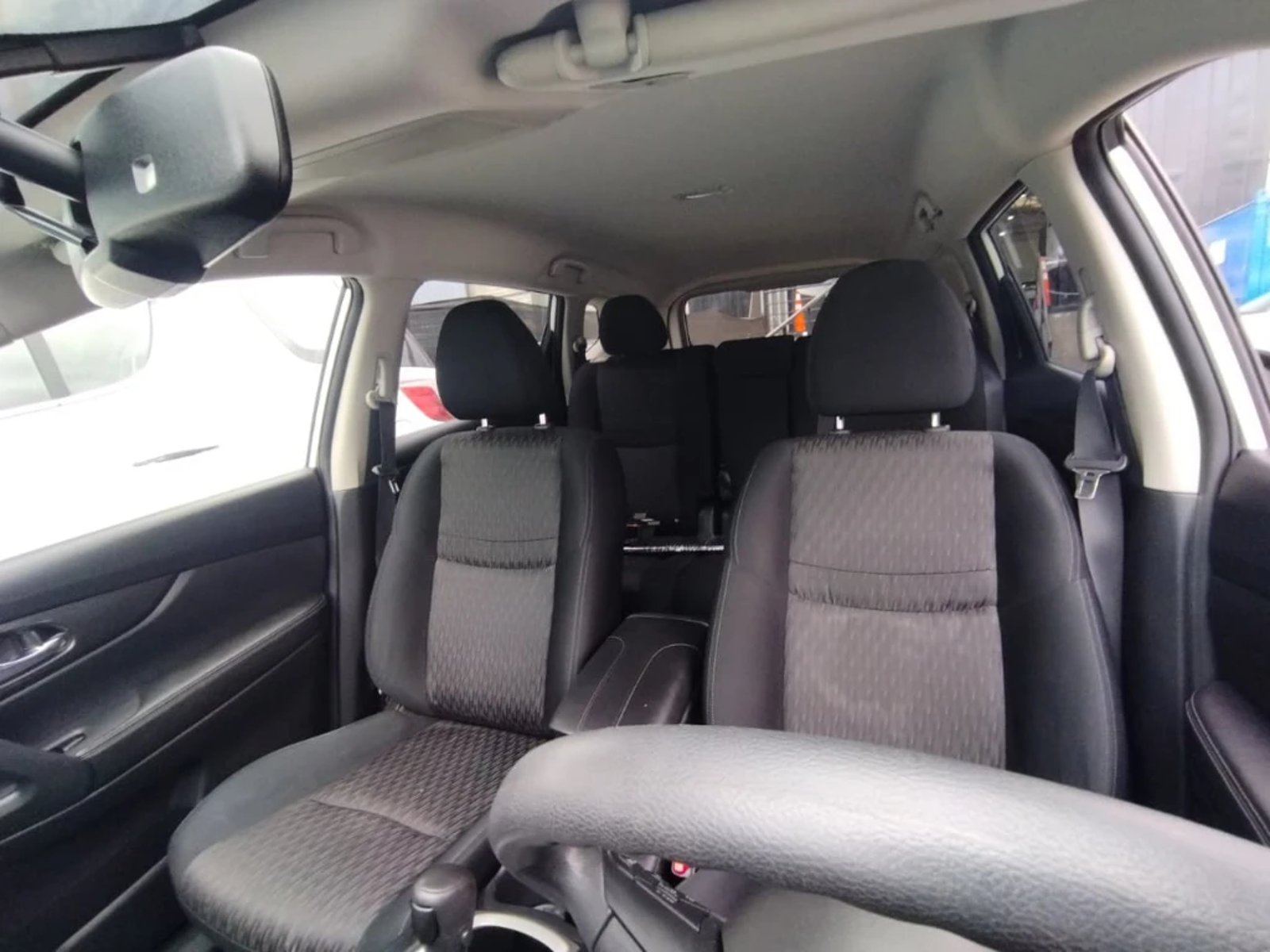 Nissan X-TRAIL 2.5 SENSE MC 4X4 2ROW CVT AT 5P 2023 - Imagen 16 de 20