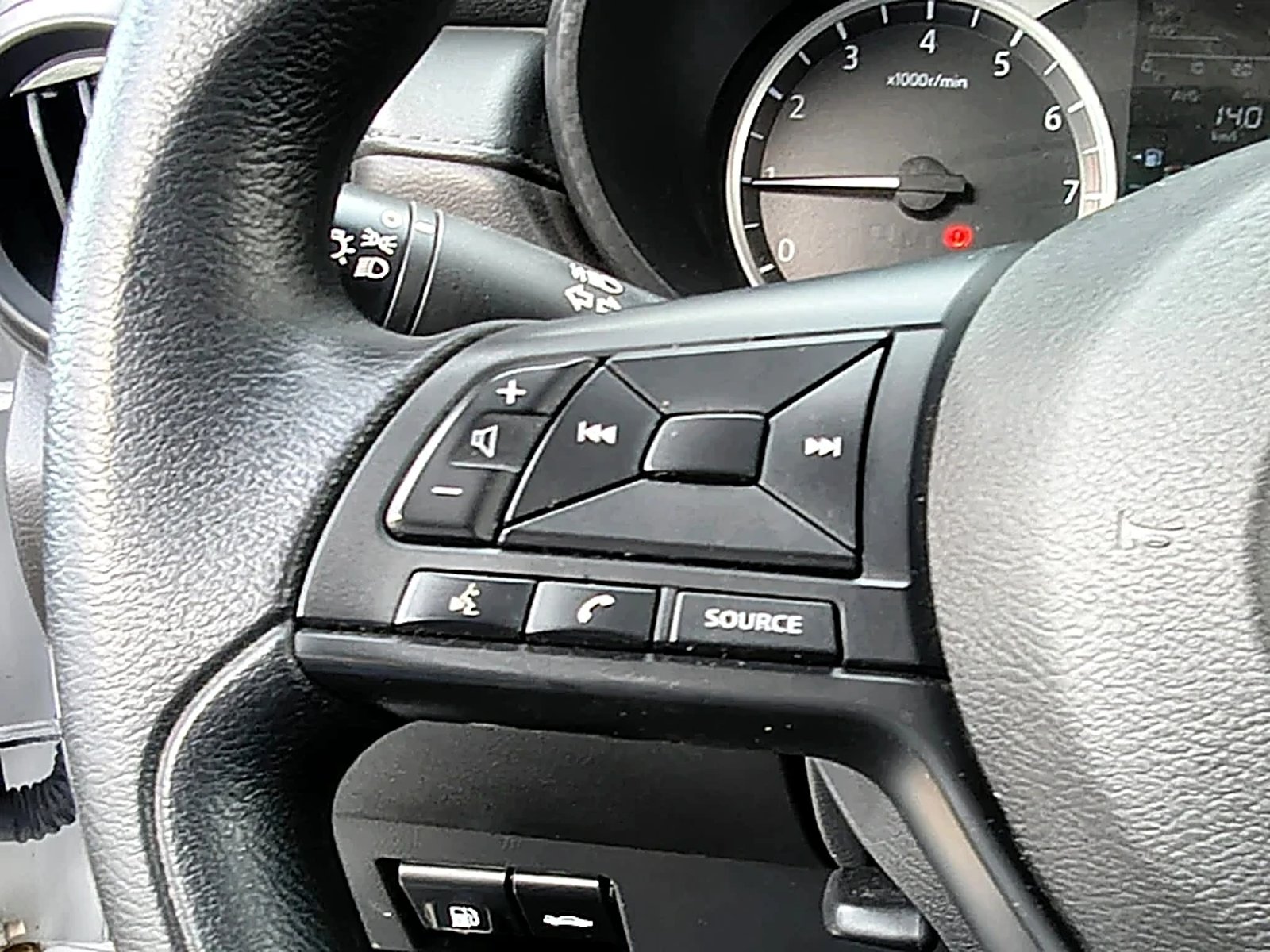 Nissan Versa 2025 - Imagen 13 de 20