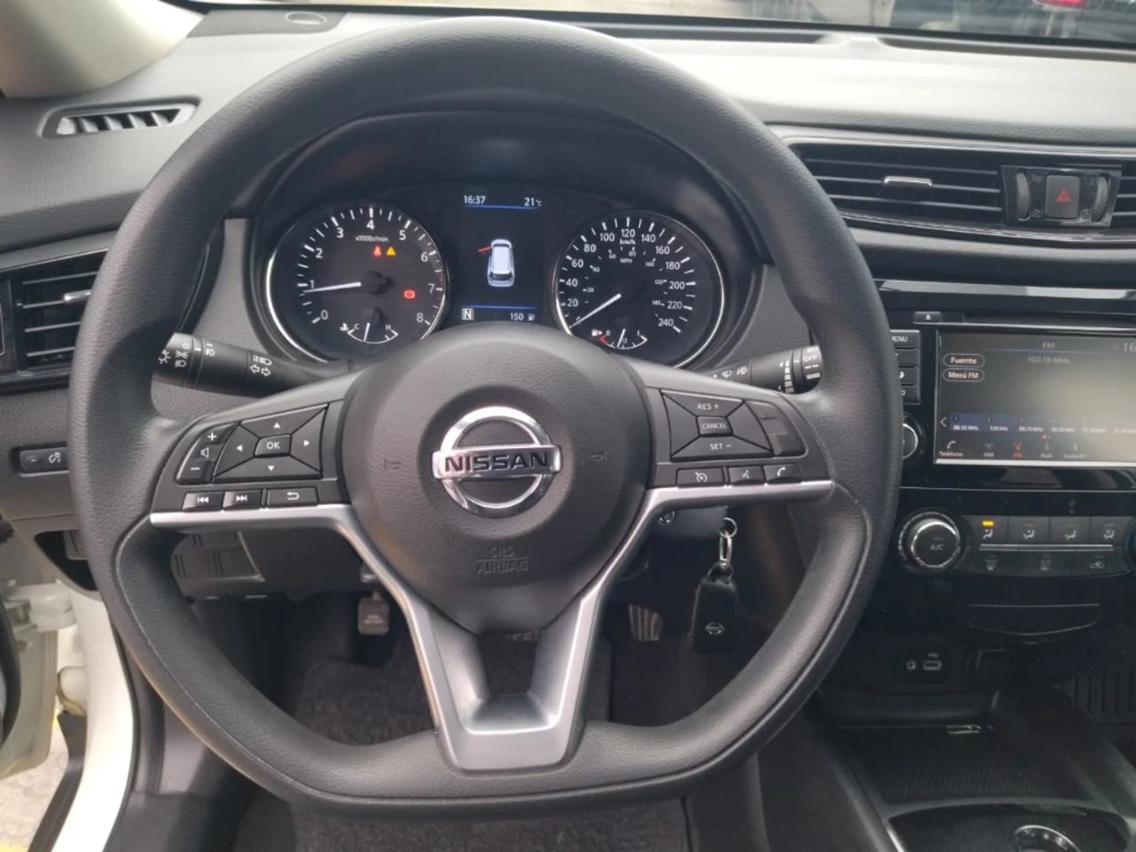 Nissan X-TRAIL 2.5 SENSE MC 4X4 2ROW CVT AT 5P 2023 - Imagen 13 de 20