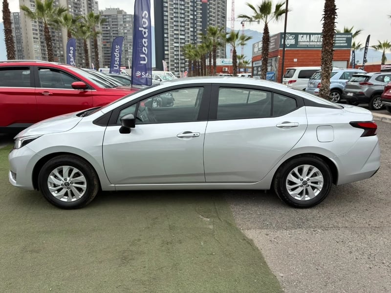 Nissan Versa 2025 - Imagen 8 de 20