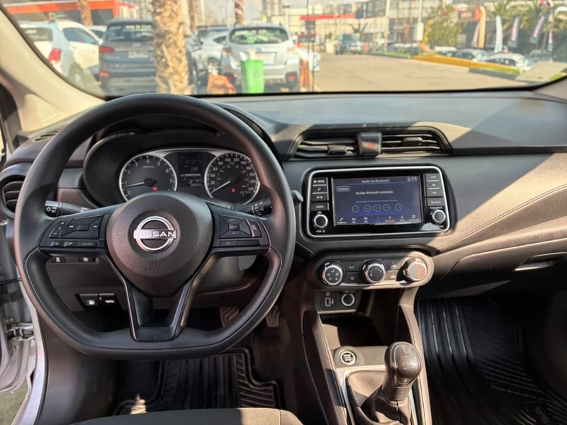 Nissan Versa 2025 - Imagen 11 de 20