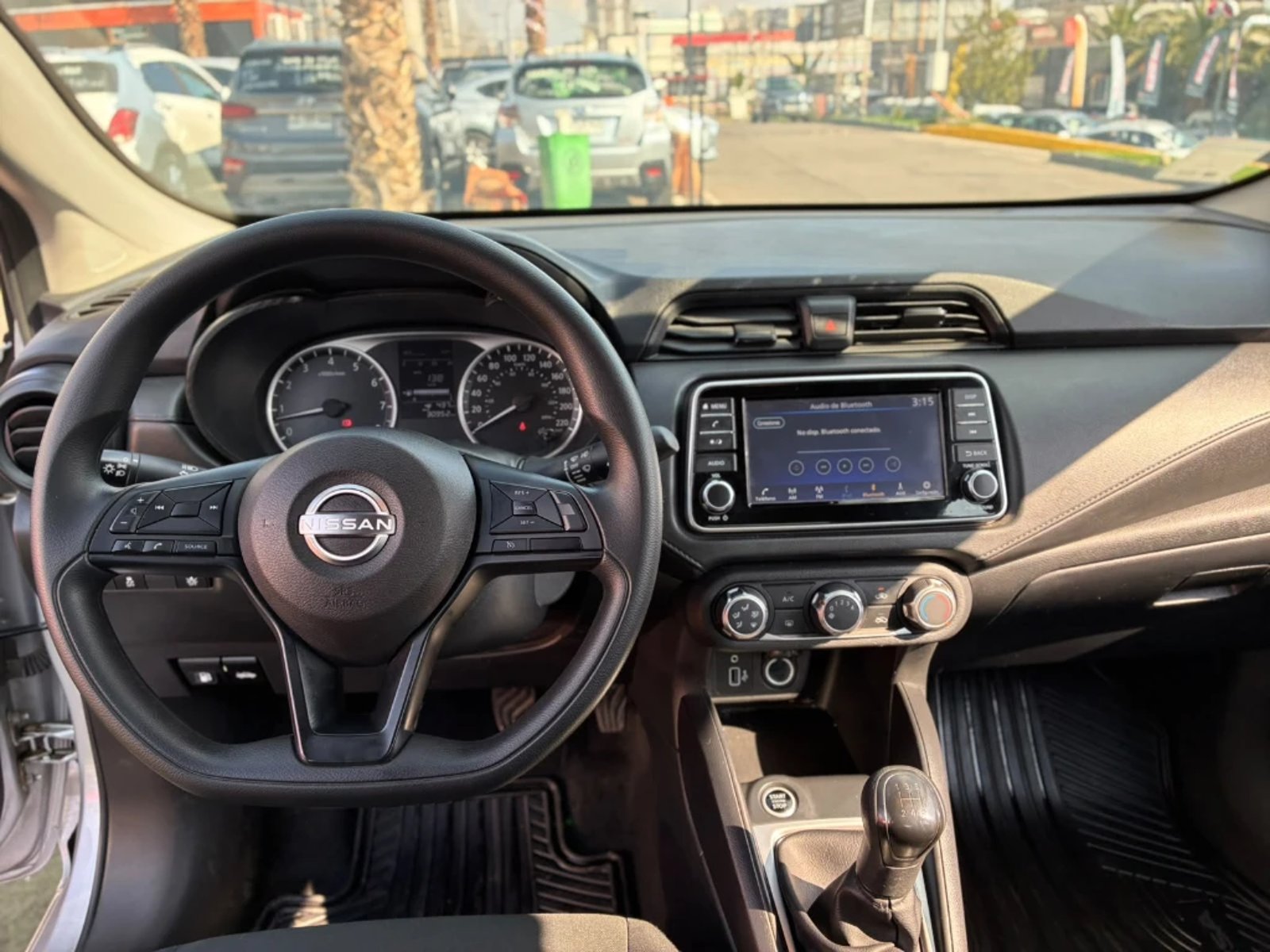 Nissan Versa 2025 - Imagen 11 de 20