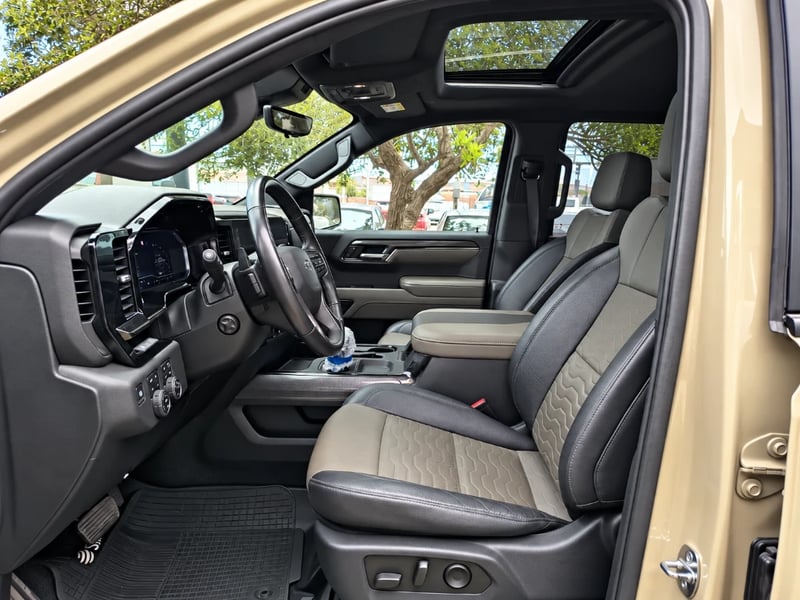 Chevrolet Silverado 2023 - Imagen 11 de 20