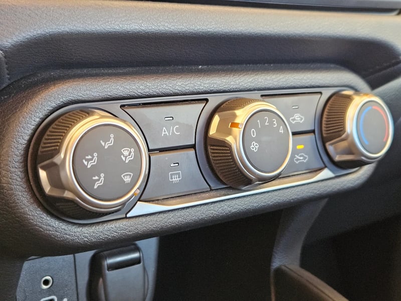 Nissan Versa 2025 - Imagen 17 de 20