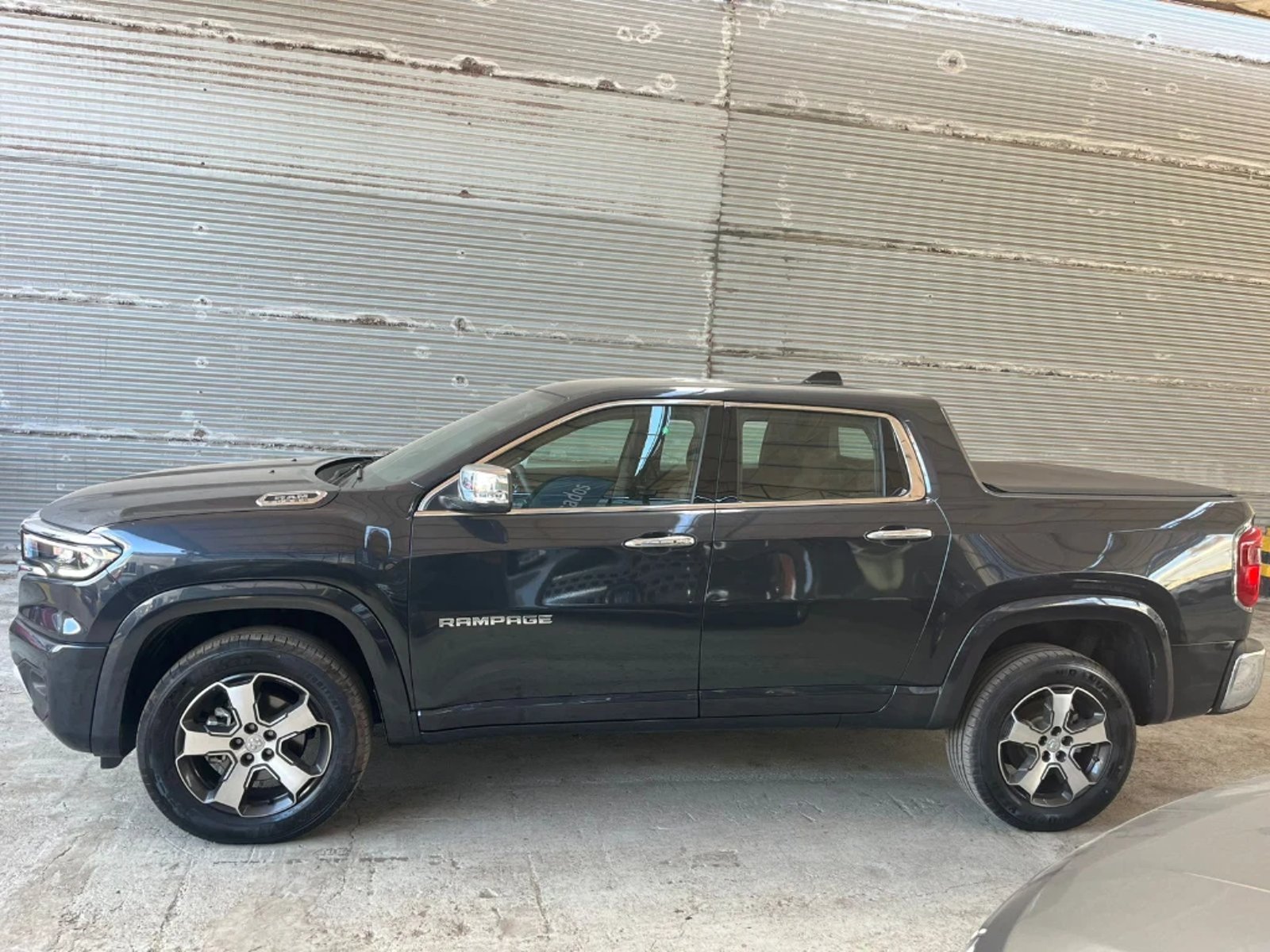 RAM RAMPAGE 2.0 LARAMIE DIESEL 4X4 DOB. CAB. AT 4P 2026 - Imagen 8 de 20