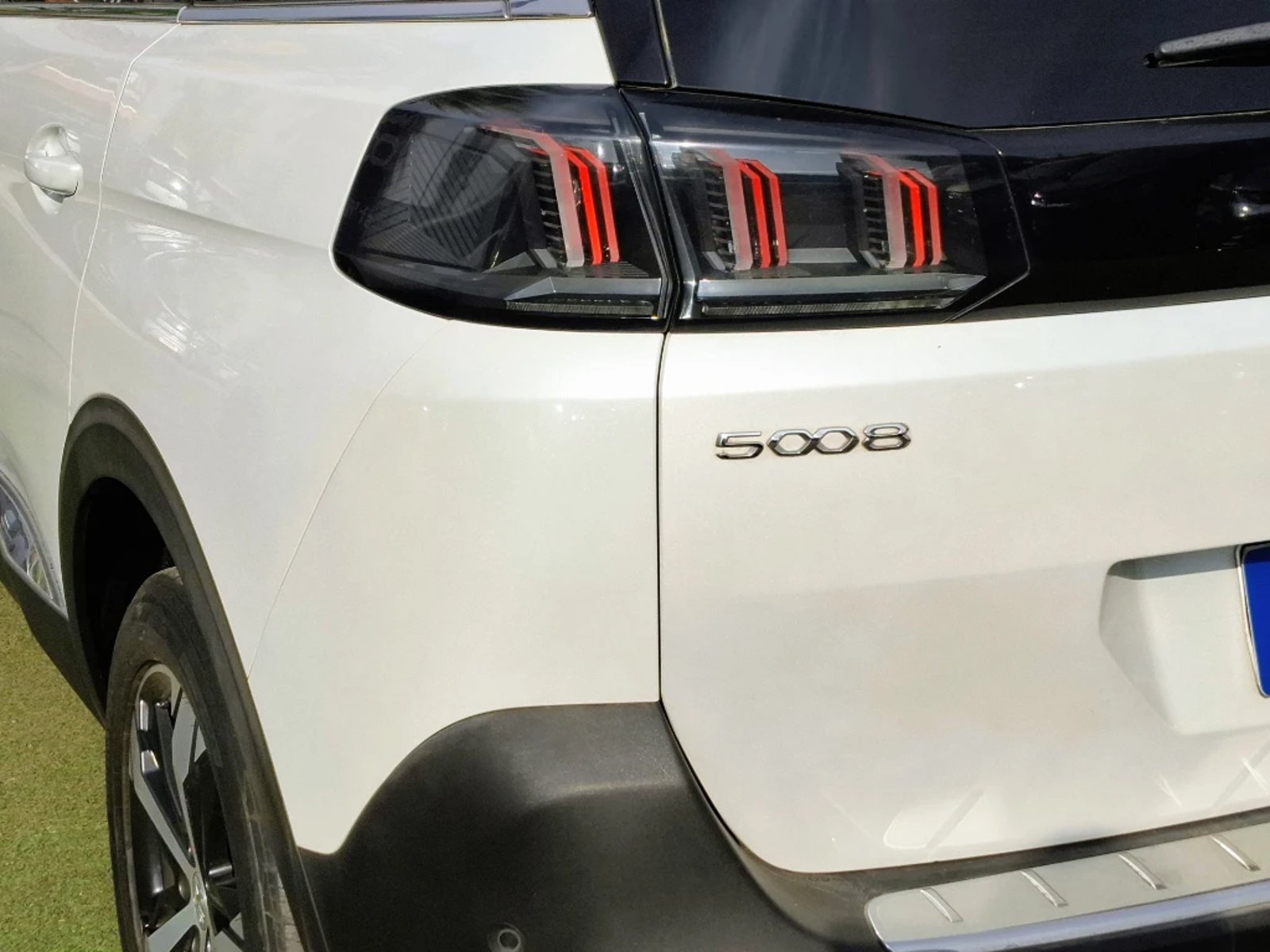Peugeot 5008 1.6 GT PURETECH 4X2 180 EAT8 5P 2022 - Imagen 9 de 20