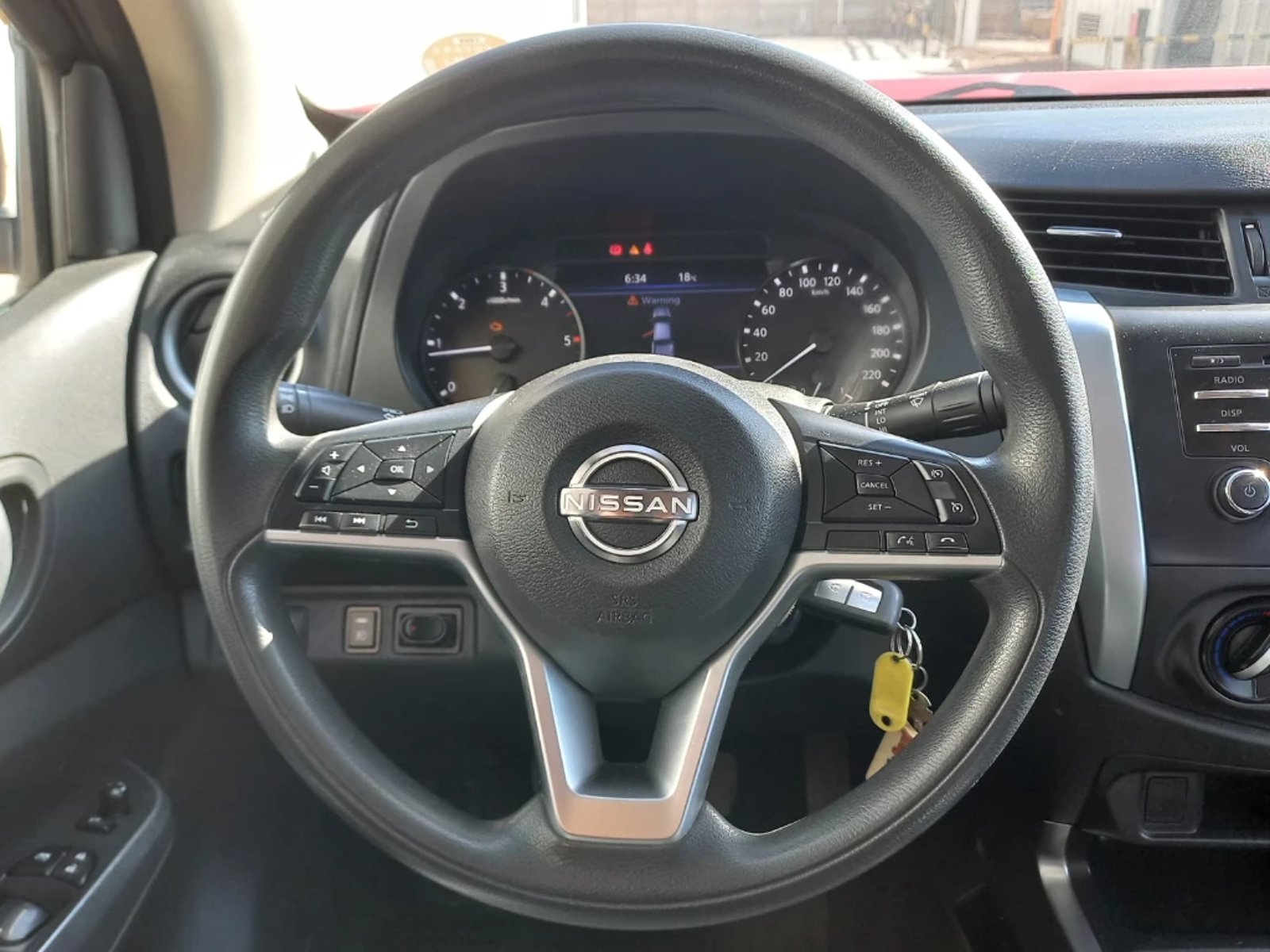 Nissan NAVARA DC 4x2 2.3TDI SE 2024 - Imagen 17 de 20