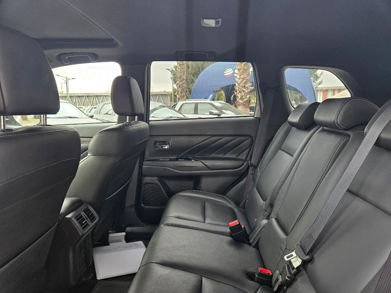 Mitsubishi OUTLANDER 2.0 PHEV HYBRID 4X4 AT 5P 2020 - Imagen 15 de 20