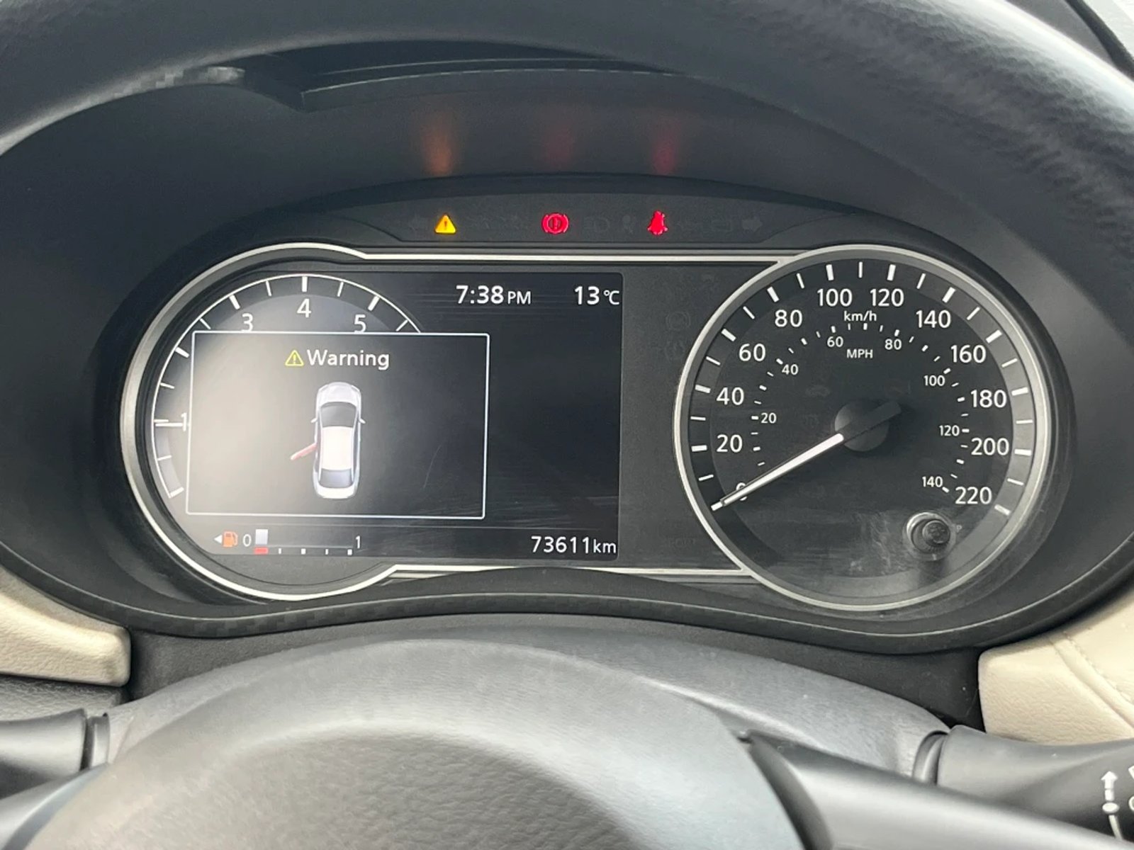 Nissan VERSA 1.6 ADVANCE 4X2 MT 4P 2020 - Imagen 15 de 20