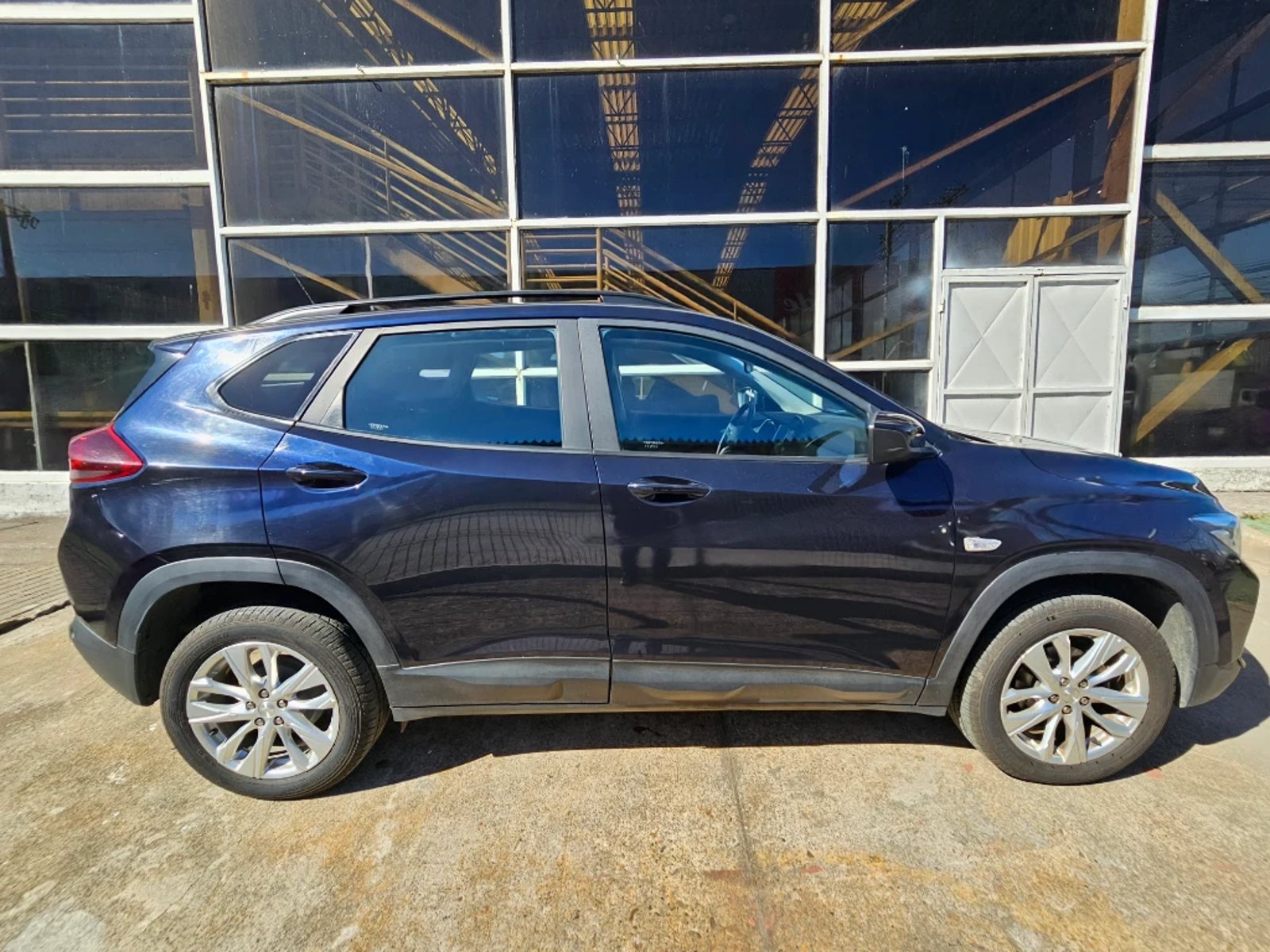 Chevrolet Tracker 2025 - Imagen 4 de 20
