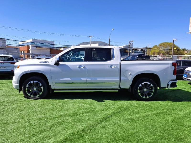 Chevrolet Silverado 2025 - Imagen 7 de 20