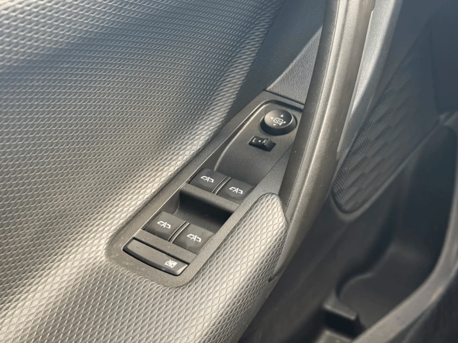 Chevrolet Tracker 2025 - Imagen 14 de 20