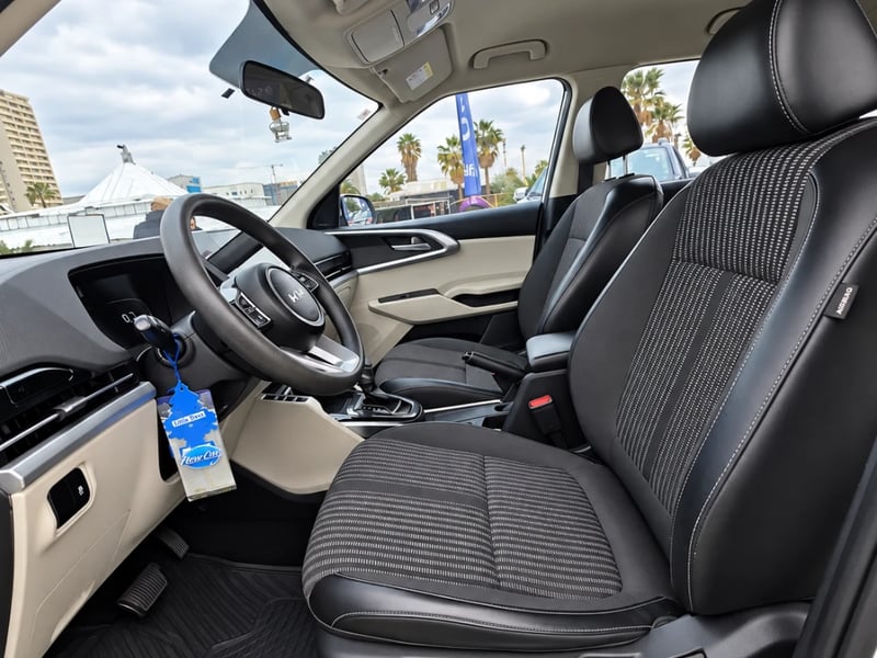 Kia Carens 2022 - Imagen 14 de 20