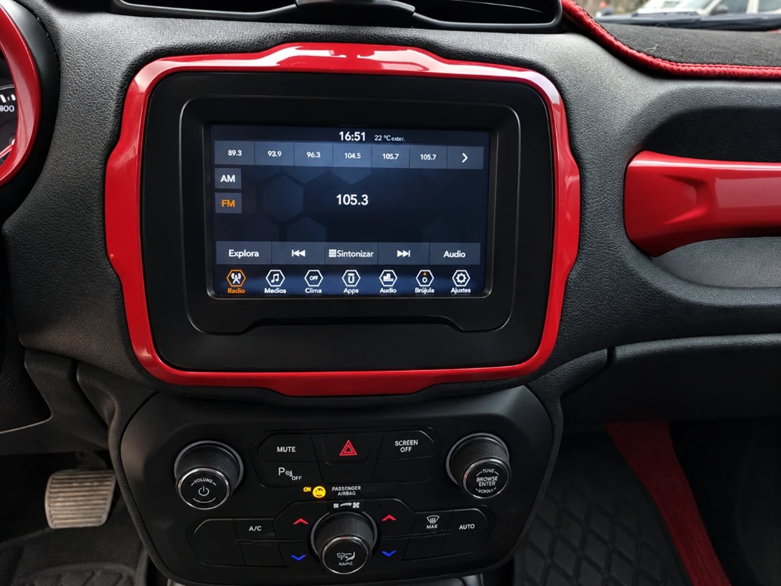 Jeep Renegade 2022 - Imagen 14 de 20
