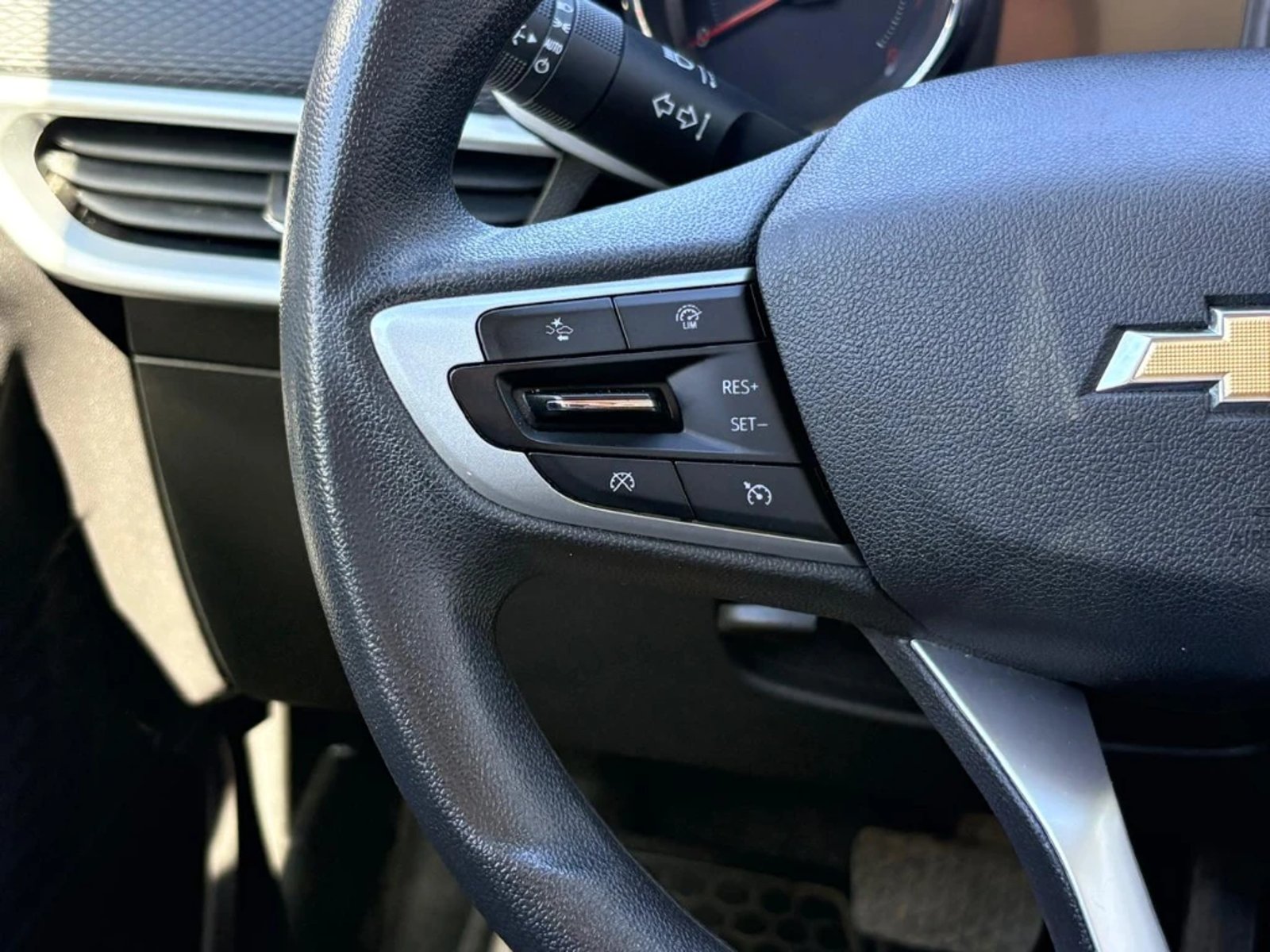 CHEVROLET TRACKER 1.2T LTZ R 4X2 AT 5P 2025 - Imagen 19 de 20