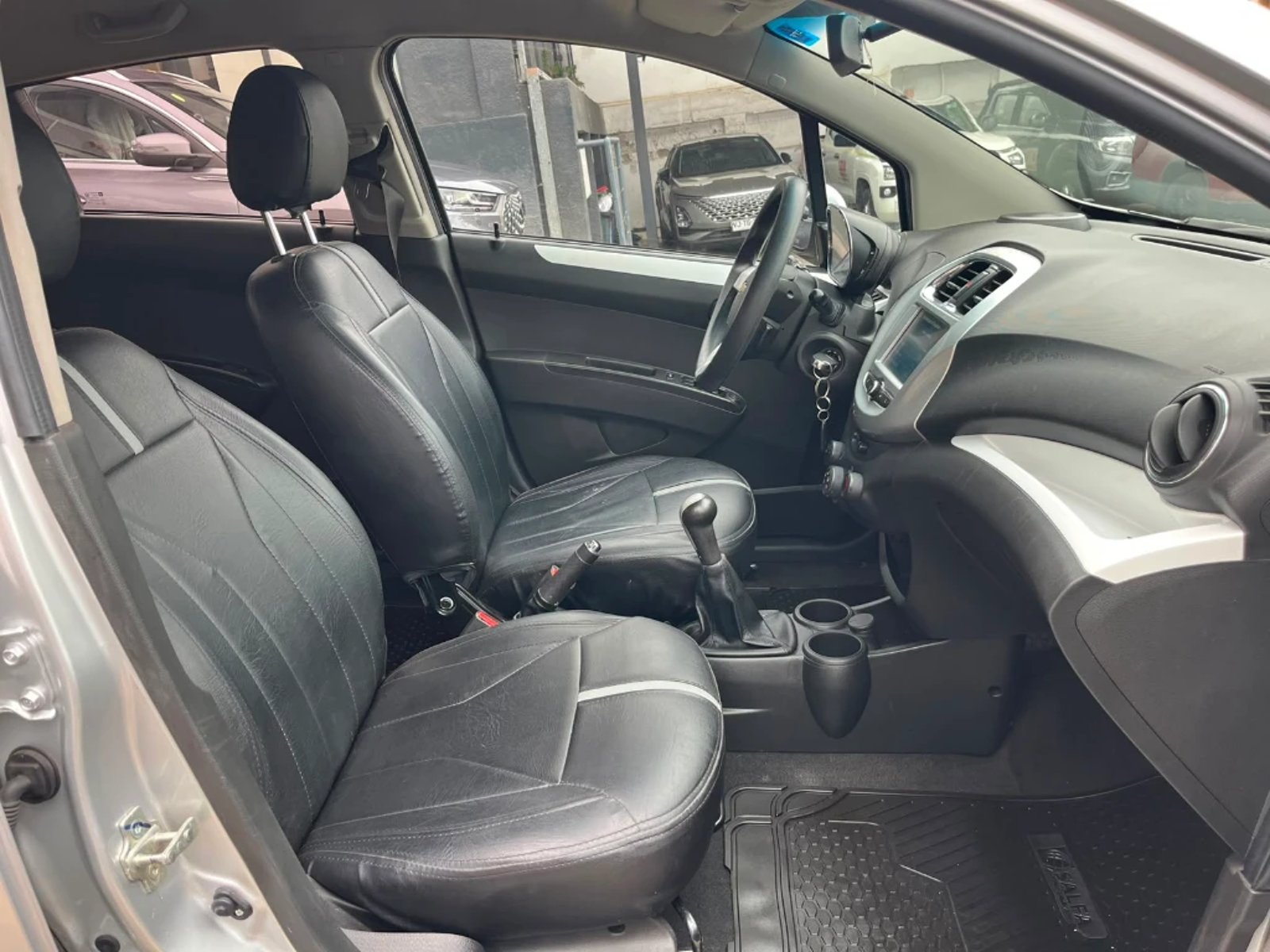 CHEVROLET SPARK 1.2 ACTIV 4X2 MT 5P 2021 - Imagen 19 de 20