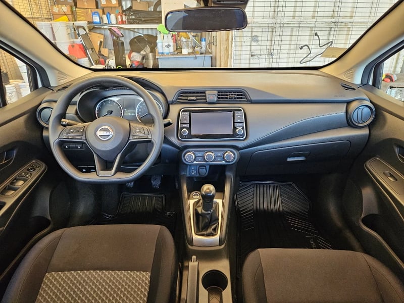 Nissan Versa 2025 - Imagen 11 de 20