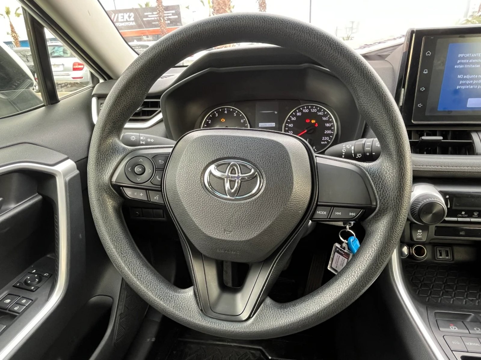 Toyota Rav4 2025 - Imagen 14 de 20