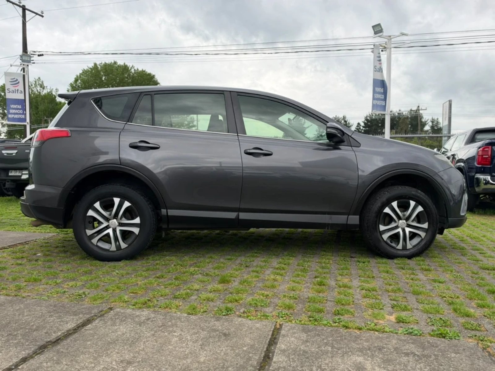 Toyota Rav4 2017 - Foto 4 de 20