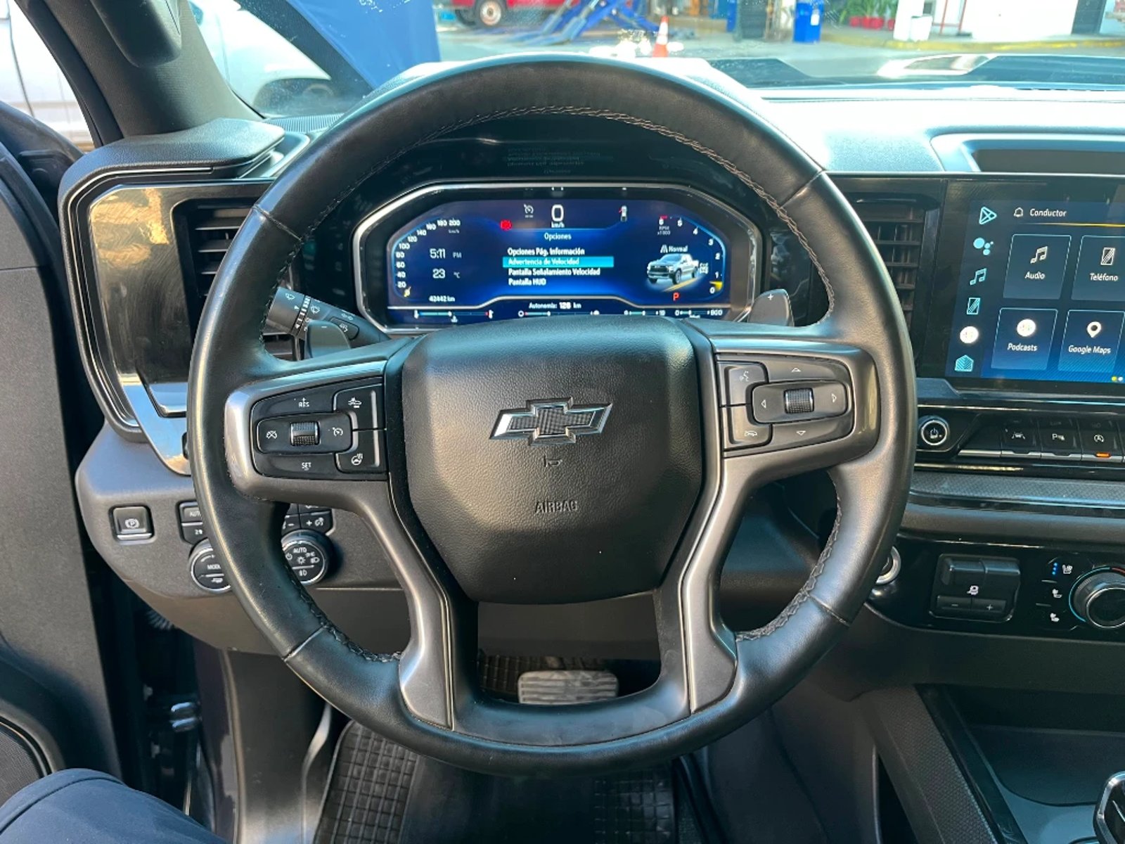 Chevrolet Silverado 2024 - Imagen 12 de 20