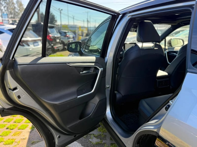 Toyota Rav4 2025 - Imagen 4 de 20