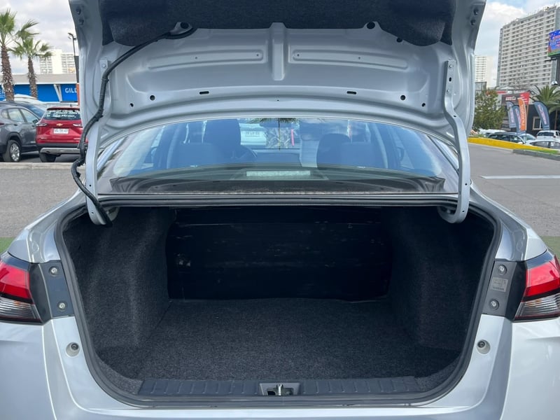 Nissan Versa 2025 - Imagen 12 de 20