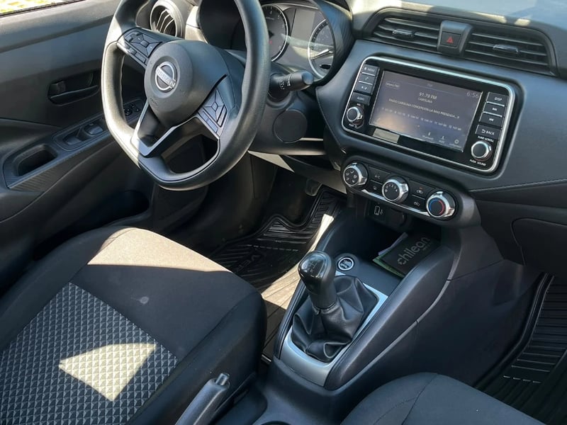 Nissan Versa 2025 - Imagen 16 de 20