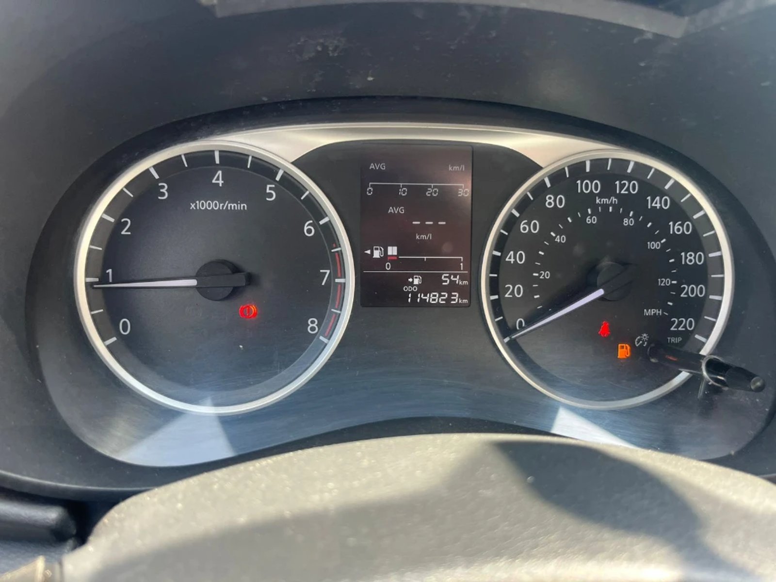 Nissan VERSA 1.6 SENSE 4X2 MT 4P 2023 - Imagen 10 de 20