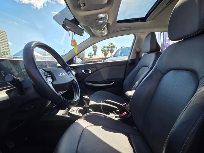 Kia K3 2025 - Imagen 12 de 20