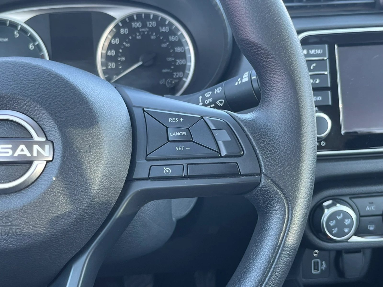 Nissan Versa 2025 - Imagen 17 de 20
