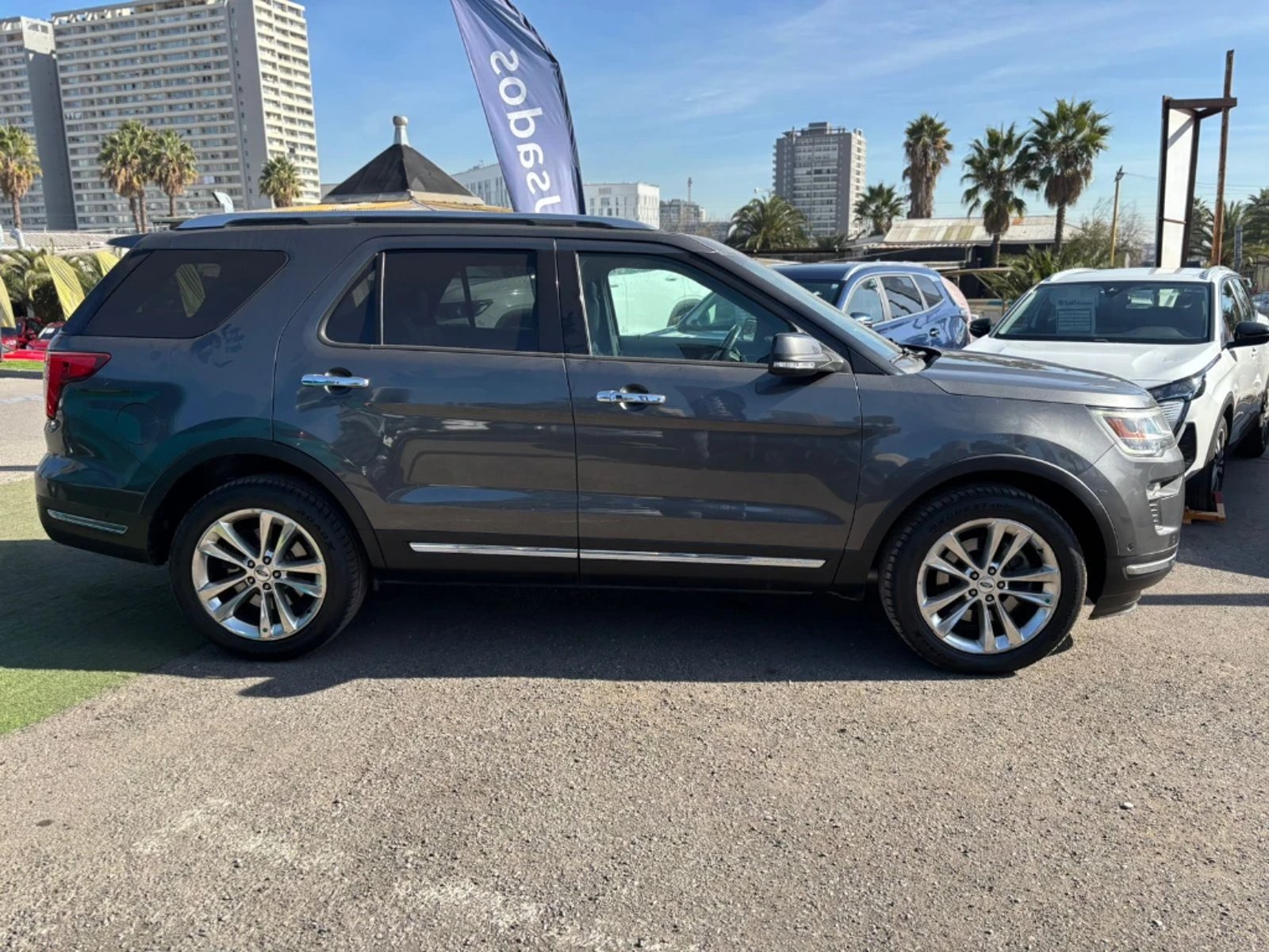 FORD EXPLORER 2.3 LIMITED ECOBOOST 4X4 AT 5P 2019 - Imagen 4 de 20
