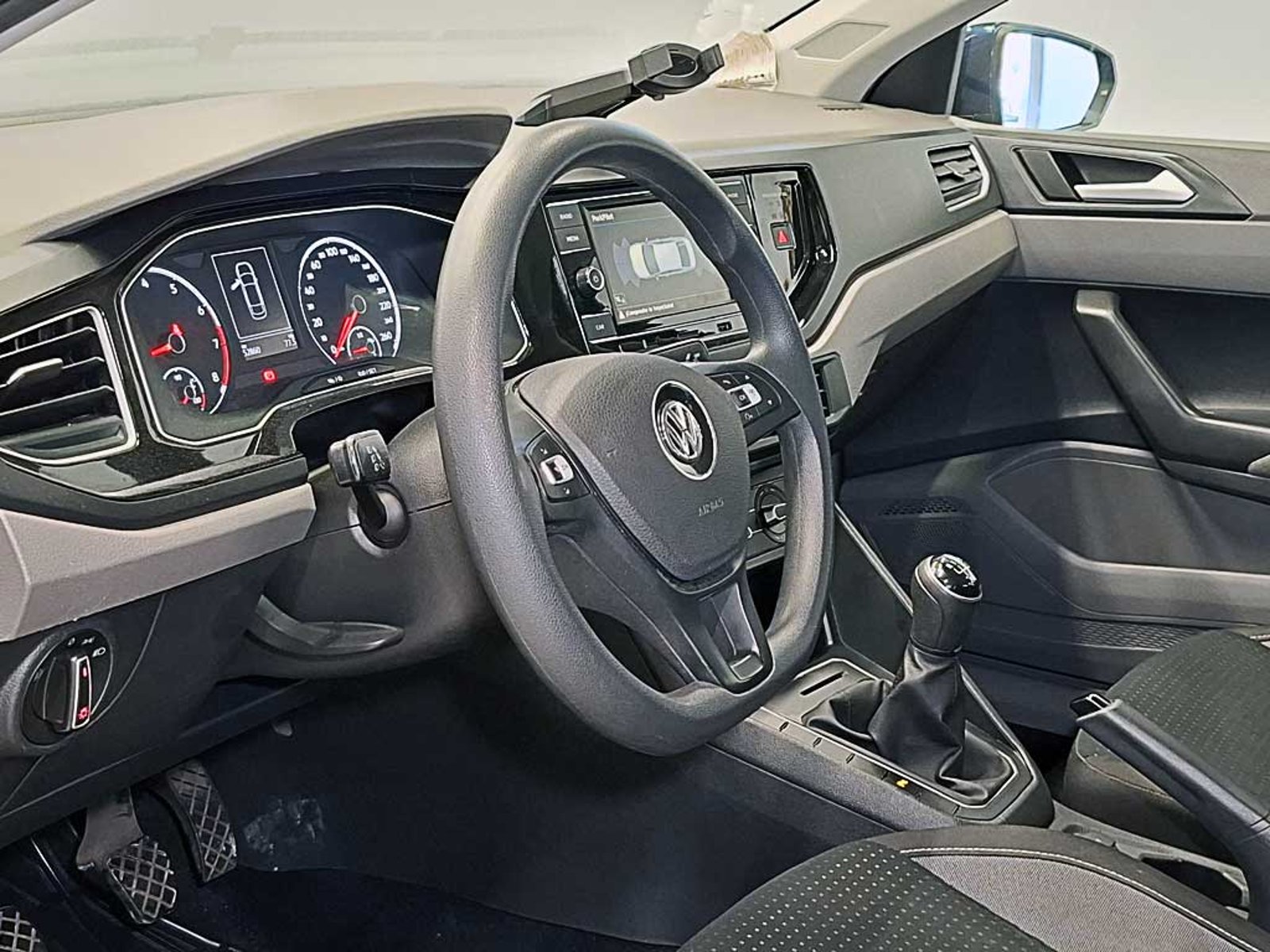 VOLKSWAGEN VIRTUS 1.6 COMFORTLINE MT 2021 - Imagen 11 de 20