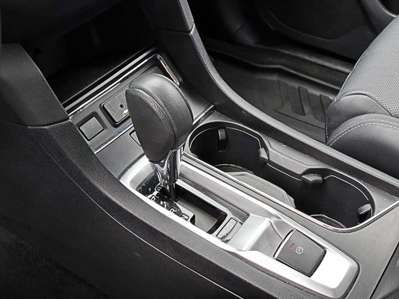 Subaru EVOLTIS (IN) 2.4 T LIMITED GARDX AT 4X4 2024 - Imagen 20 de 20