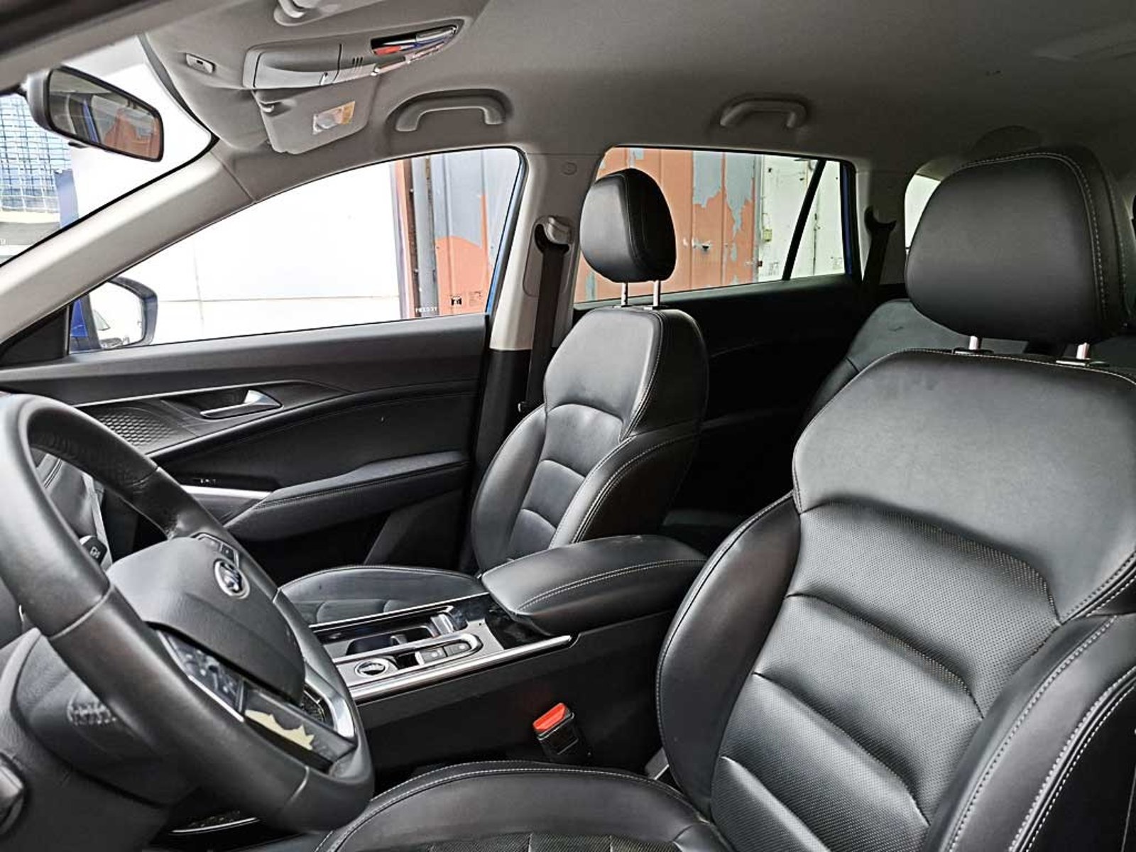 JAC JS8 (IN) 1.5 LUXURY SE DCT AT 2024 - Imagen 12 de 20