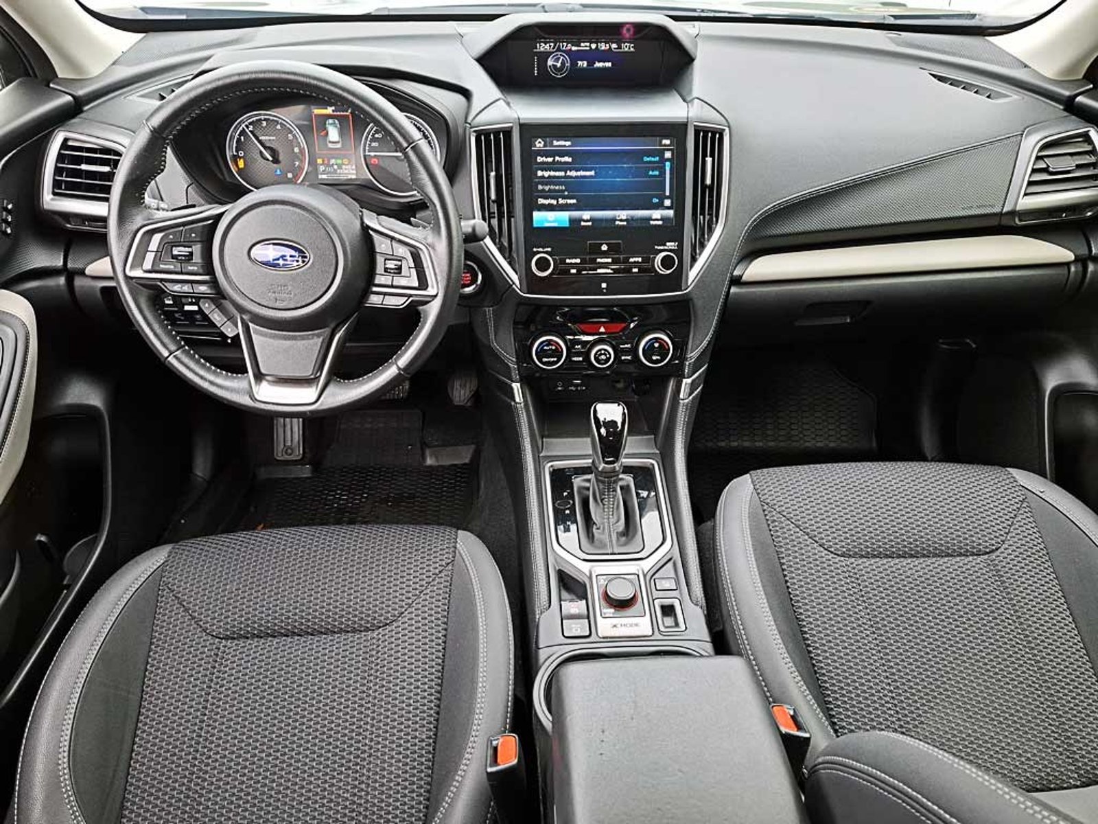 Subaru FORESTER 2.0 DYNAMIC EYESIGHT AT 4X4 2024 - Imagen 14 de 20