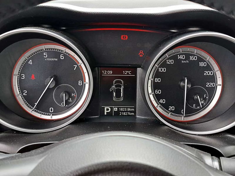 Suzuki SWIFT GLX HB 1.2 AT 2024 - Imagen 10 de 19