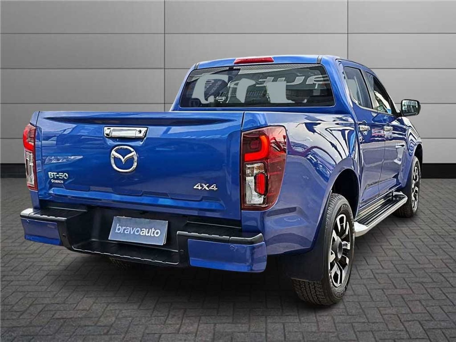 Mazda BT-50 3.0 DC HIGH AT 4X4 DIESEL 2025 - Foto 4 de 20