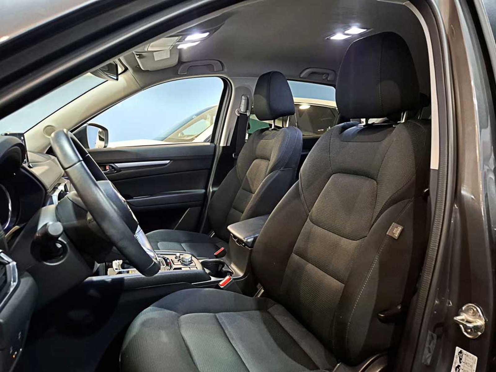 Mazda CX-5 2.0 CORE AT 2023 - Imagen 12 de 20