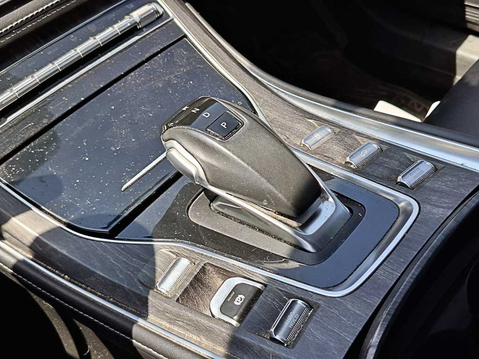 DFSK SUV 600 (IN) 1.5 T LUXURY AT 2024 - Imagen 19 de 20