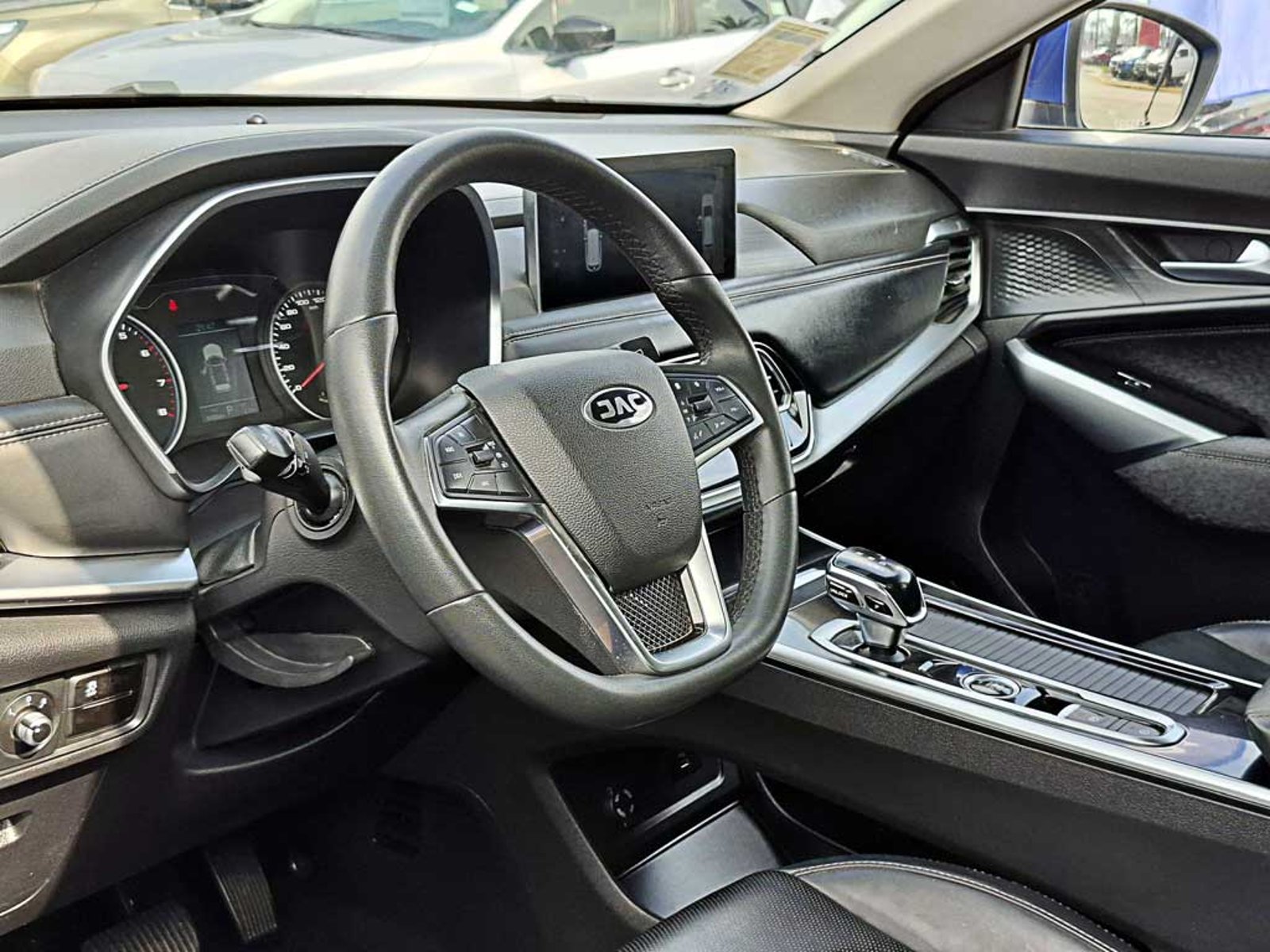 JAC JS8 1.5 LUXURY SE DCT AT 2024 - Imagen 13 de 20